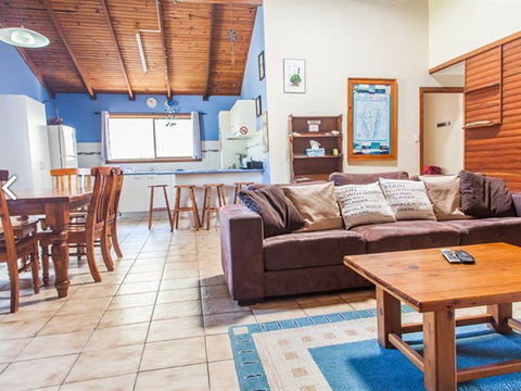 Grass Trees - Perisher Accommodation 0