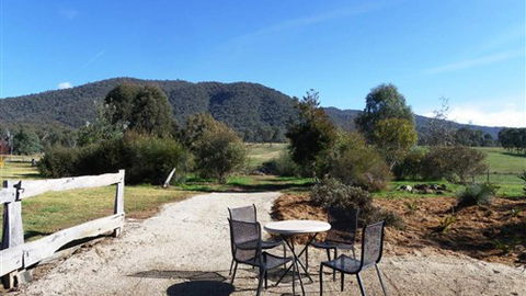 Sweetwater Stays Rural Retreat - Perisher Accommodation 0