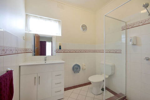 Hello Adelaide Motel + Apartments - Perisher Accommodation 3