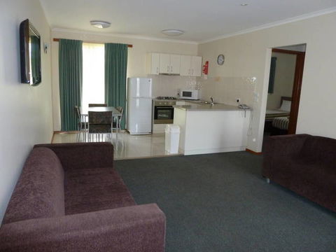 Werribee Motel & Apartments - Perisher Accommodation 1