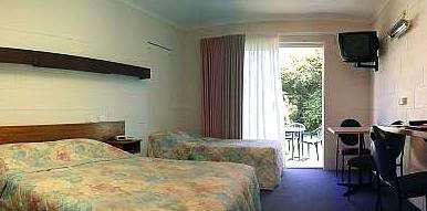 Corlette Palms Motor Inn - Perisher Accommodation 0