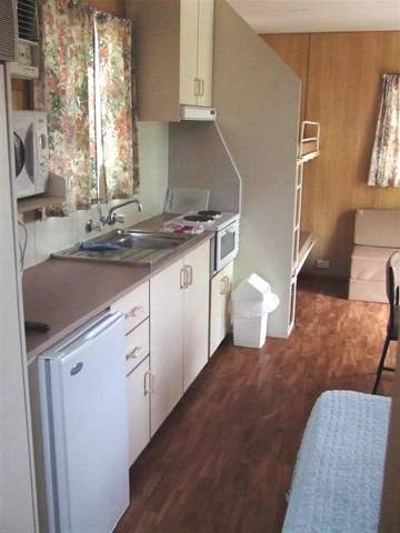 Grenfell Caravan Park - Perisher Accommodation 1