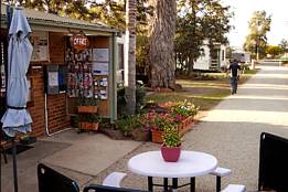 Griffith Caravan Village - Perisher Accommodation 1