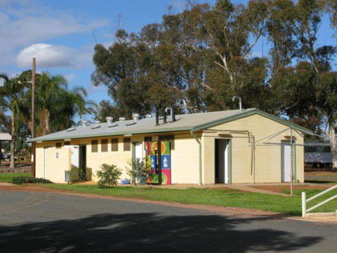 Lake View Caravan Park - Perisher Accommodation 3