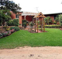 Mulanah Gardens BB Cottages/Wedding Venue - Perisher Accommodation