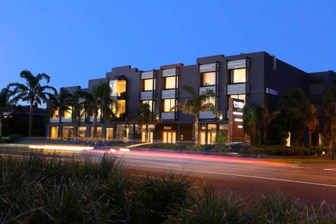 The Brighton Savoy Hotel - Perisher Accommodation 0