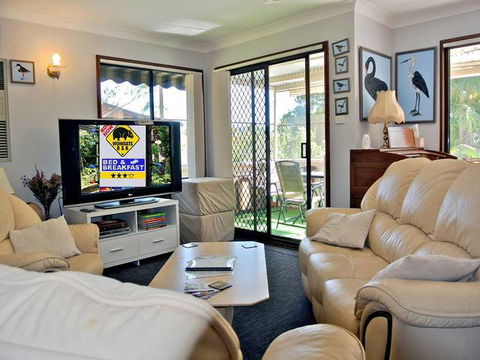 WOMBATS B&B - Apartments - AAA 3.5* Rated, Gosford - Perisher Accommodation 0