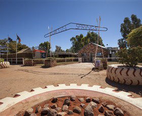Curtin Springs Wayside Inn - Perisher Accommodation 2