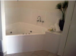 Charm City Motel - Perisher Accommodation 2