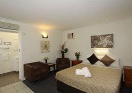 Charm City Motel - Perisher Accommodation 3