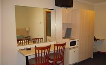 Tudor Inn Motel - Hamilton - Perisher Accommodation 0