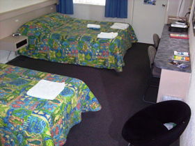 Bundaberg Coral Villa Motel A Golden Chain Motor Inn - Perisher Accommodation 2