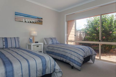 Moy At Nelson Bay - Perisher Accommodation 6