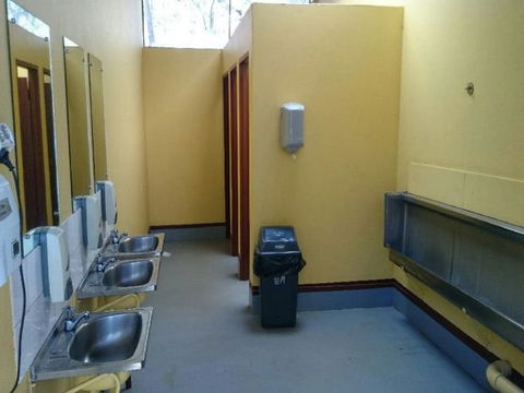 Standley Chasm Angkerle Camping - Perisher Accommodation 5