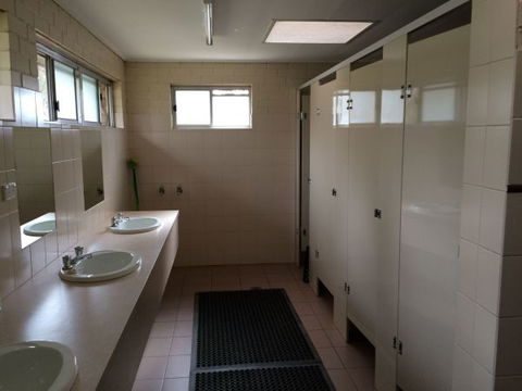 Ardern's Caravan Park, Myrtleford - Perisher Accommodation 5