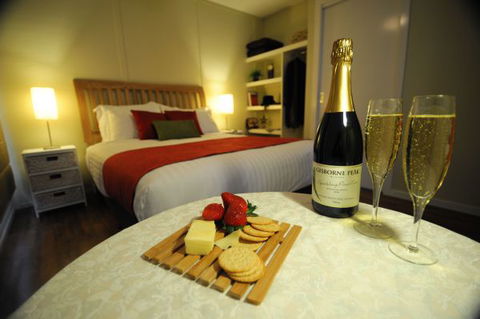 Gisborne Peak Winery  Cottages - Perisher Accommodation 0