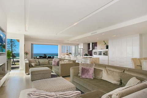 Oceans 74 - An Elite Holiday Home - Perisher Accommodation 32