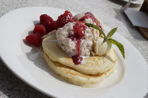 Eagle's Roost Farmstay B&B - Perisher Accommodation 7