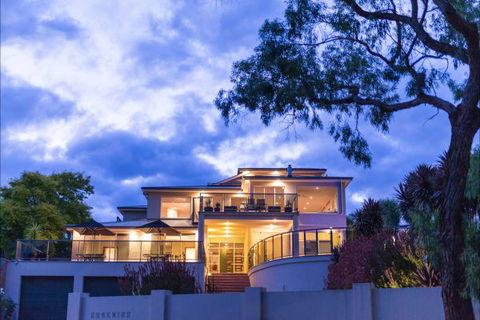 Eugenie's Luxury Accommodation - Perisher Accommodation 0