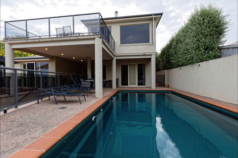 Eugenie's Luxury Accommodation - Perisher Accommodation 8