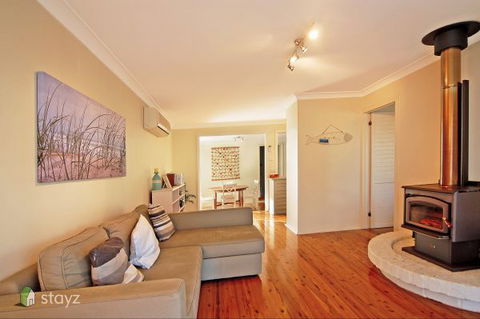 Hayes Beach House - Perisher Accommodation 0