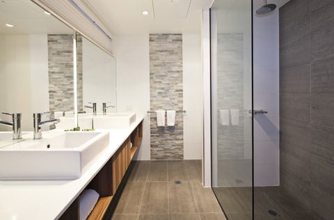 BEST WESTERN PLUS Ballarat Suites - Perisher Accommodation 1