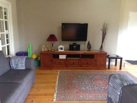 Clove Hitch Holiday House - Perisher Accommodation 0