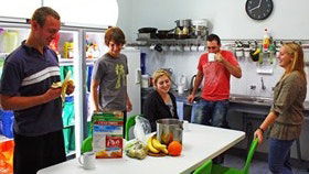 Adelaide Backpackers Inn - Perisher Accommodation 0