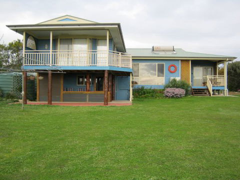 Baudins View Holiday House - Perisher Accommodation 0