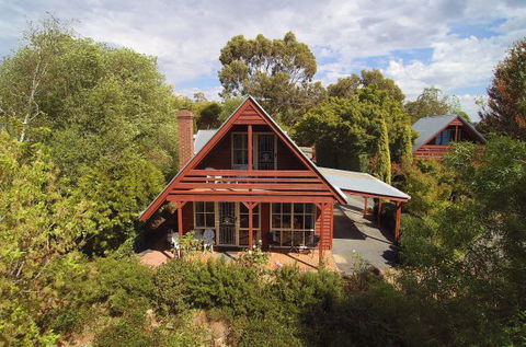 Beechworth Camellia Cottage - Perisher Accommodation 9