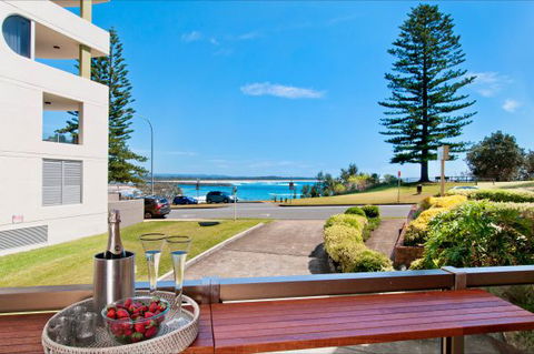 Beauty At The Beach - Perisher Accommodation 0