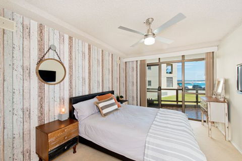 Beauty At The Beach - Perisher Accommodation 5