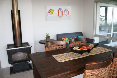 BTU Cottage Nowra Hill - Perisher Accommodation 5