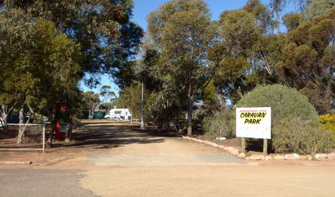 Carrieton Caravan Park - Perisher Accommodation 0