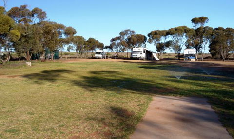 Carrieton Caravan Park - Perisher Accommodation 1