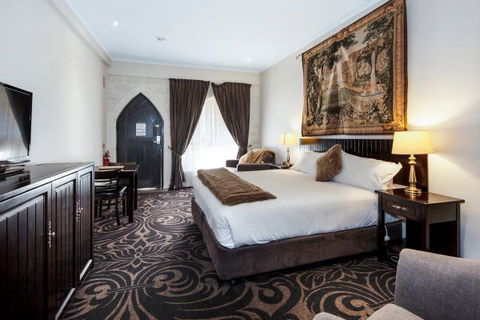 Castle Suites - Kryal Castle - Perisher Accommodation 0