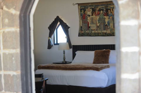 Castle Suites - Kryal Castle - Perisher Accommodation 2