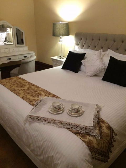 Clifton House And Gardens: Farm Stay Accommodation - Perisher Accommodation 1