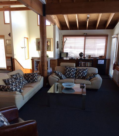 Cloud 9 Alpine Lodge - Perisher Accommodation 4