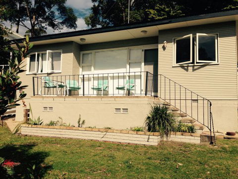 Cosy Seaside Cottage - Perisher Accommodation 0