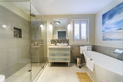 Coastal Pods Wynyard - Perisher Accommodation 5