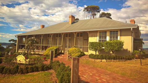 Crown And Anchor Inn - Perisher Accommodation 0
