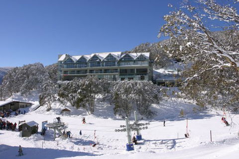 Falls Creek Country Club - Perisher Accommodation 1