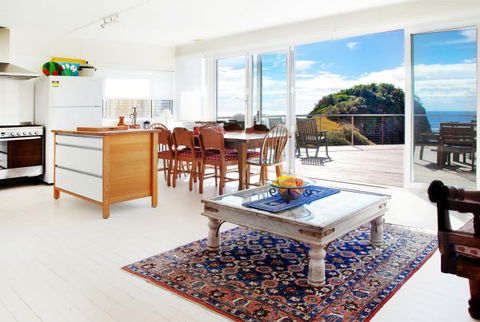 Headlands Beach House - Perisher Accommodation 5