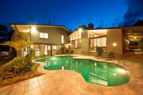 Just Heaven Mountain Retreat - Perisher Accommodation 1