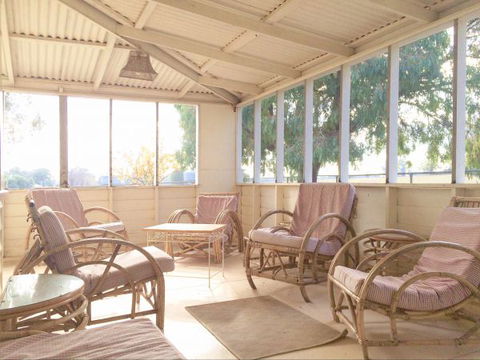 Lochinver Farm Homestead And Cottages - Perisher Accommodation 7