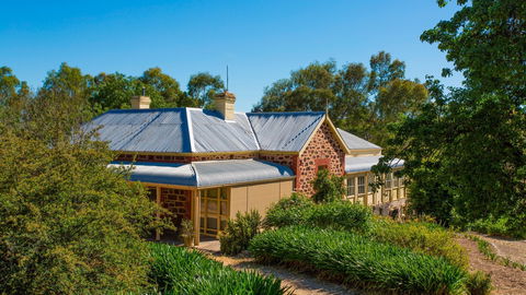 Red Gum Retreat - Perisher Accommodation 0