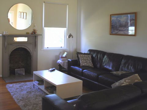 Orange Tree Cottage - Perisher Accommodation 5