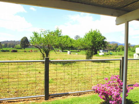Orange Tree Cottage - Perisher Accommodation 8