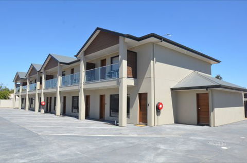 Renmark Holiday Apartments - Perisher Accommodation 1